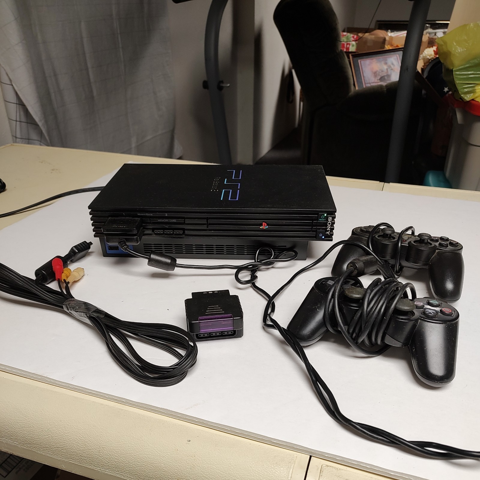 Sony PS2 Game System Gaming Console PLAYSTATION-2 Black controllers, all cords