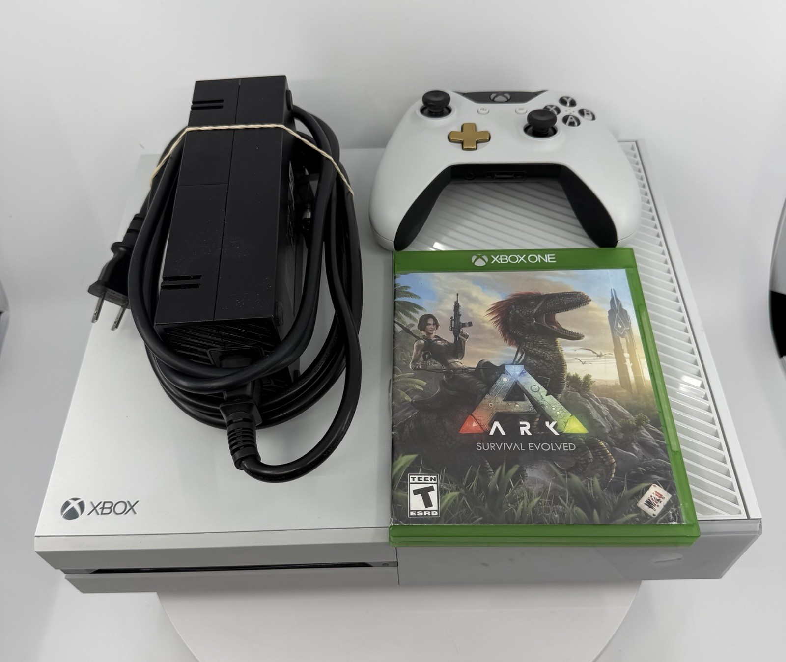 Microsoft Xbox One 1540 500GB White Gaming Console & Controller + 1 Game! TESTED