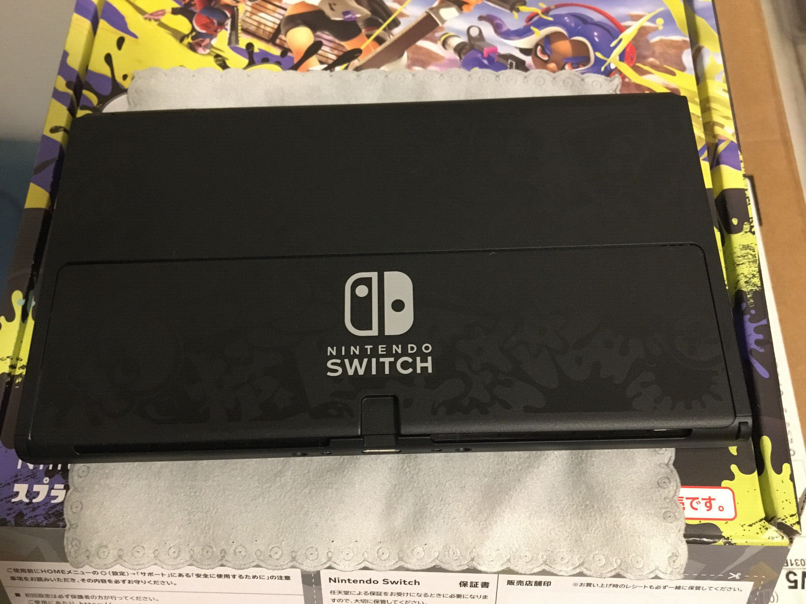 Nintendo Switch OLED Splatoon 3 Edition – Japan Version.Region Free