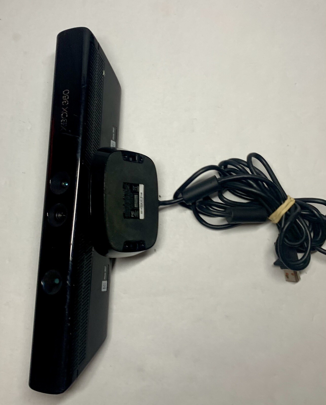 Microsoft Xbox 360 Slim 250GB Black Console Kinect Tested Working + Games