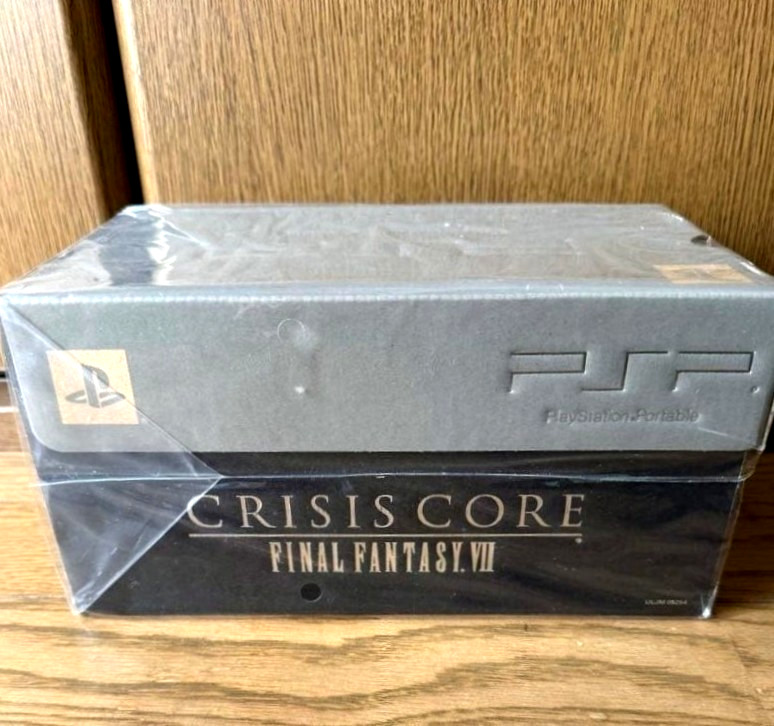 NEW PSP Final Fantasy VII Crisis Core Anniversary 2000 *PREMIUM COLLECTORS ITEM*