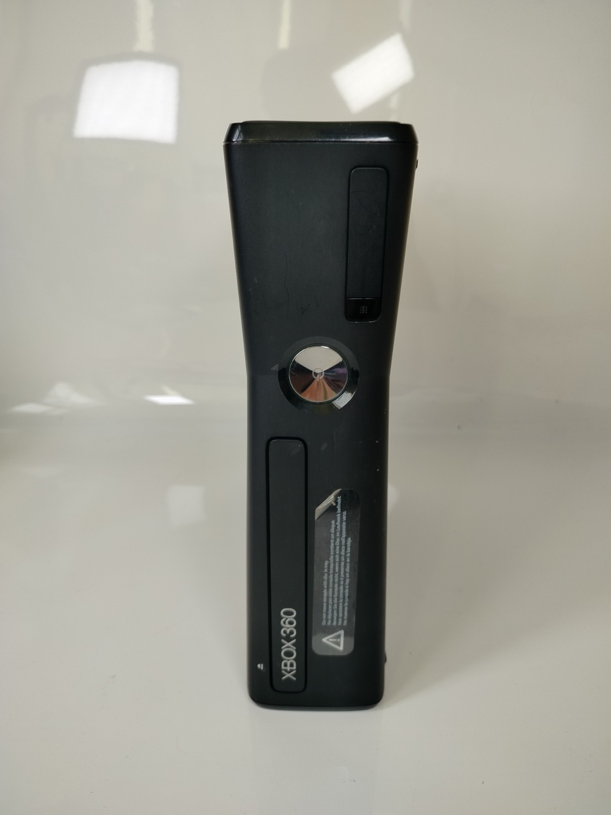 MICROSOFT XBOX 360 4GB CONSOLE WITH KINECT AND BOX – Controllers & Games