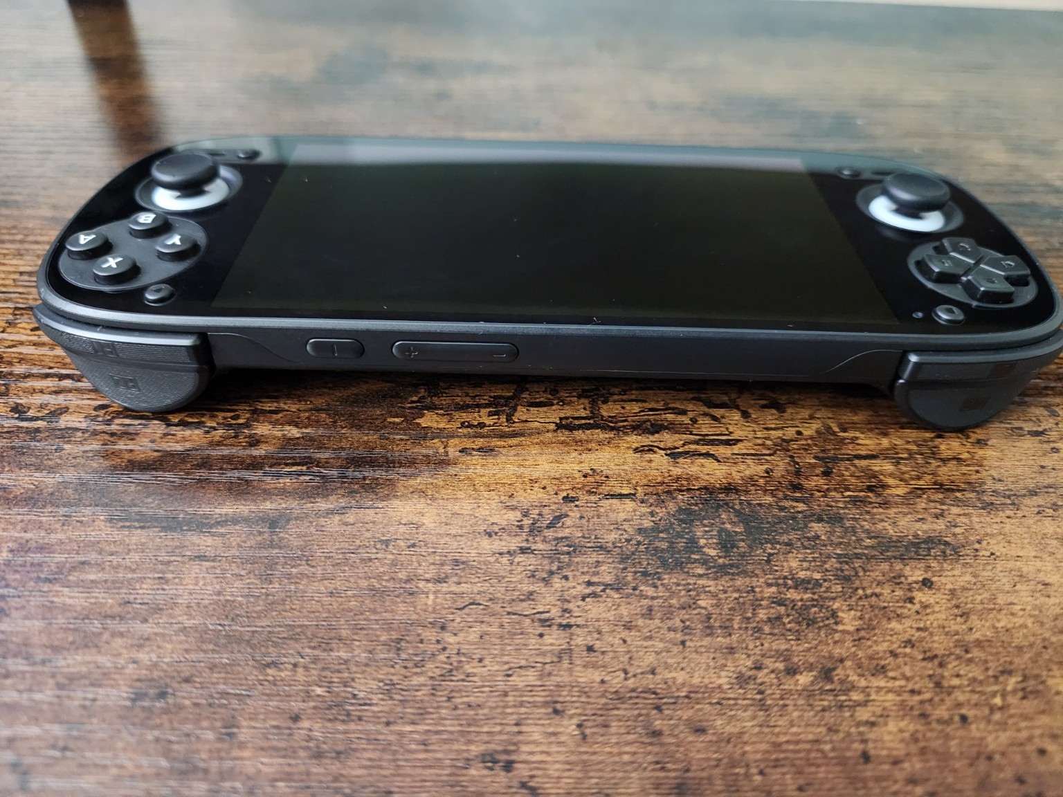 Retroid Pocket 5 Handheld Gaming Console Black – Original Box
