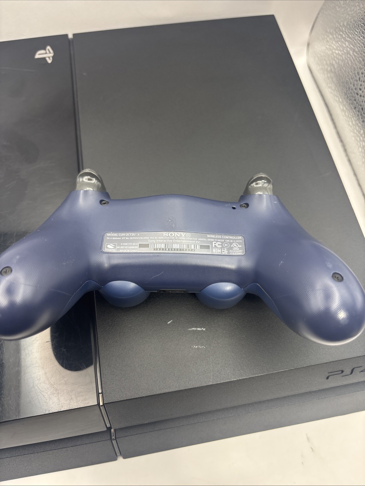 PS4 CUH-1001A w/ Controller Read To Understand Before Purchase !!