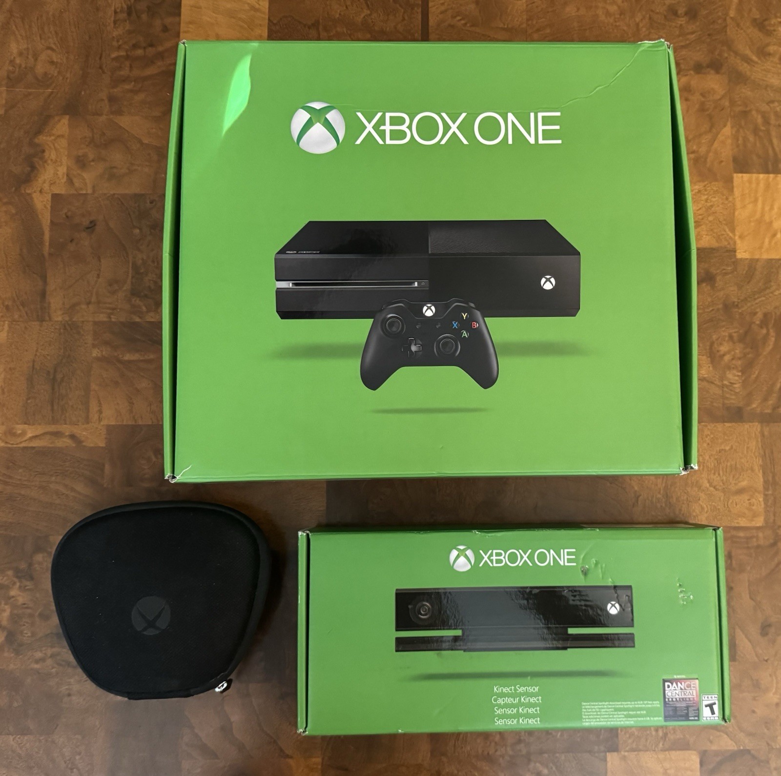 Xbox One C (1540) 365GB Console with Kinect, Elite Controller & Original Boxes