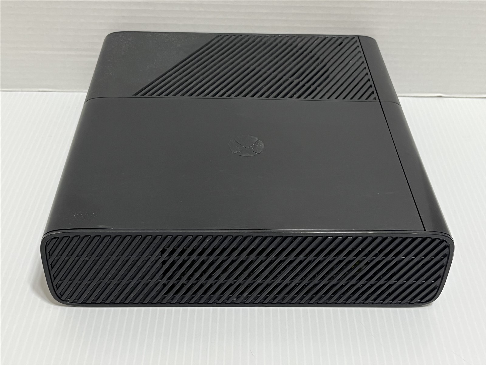 Xbox 360 E Series 1538 500GB Bundle w/ Controller – Fully Refurbished -Fast Ship