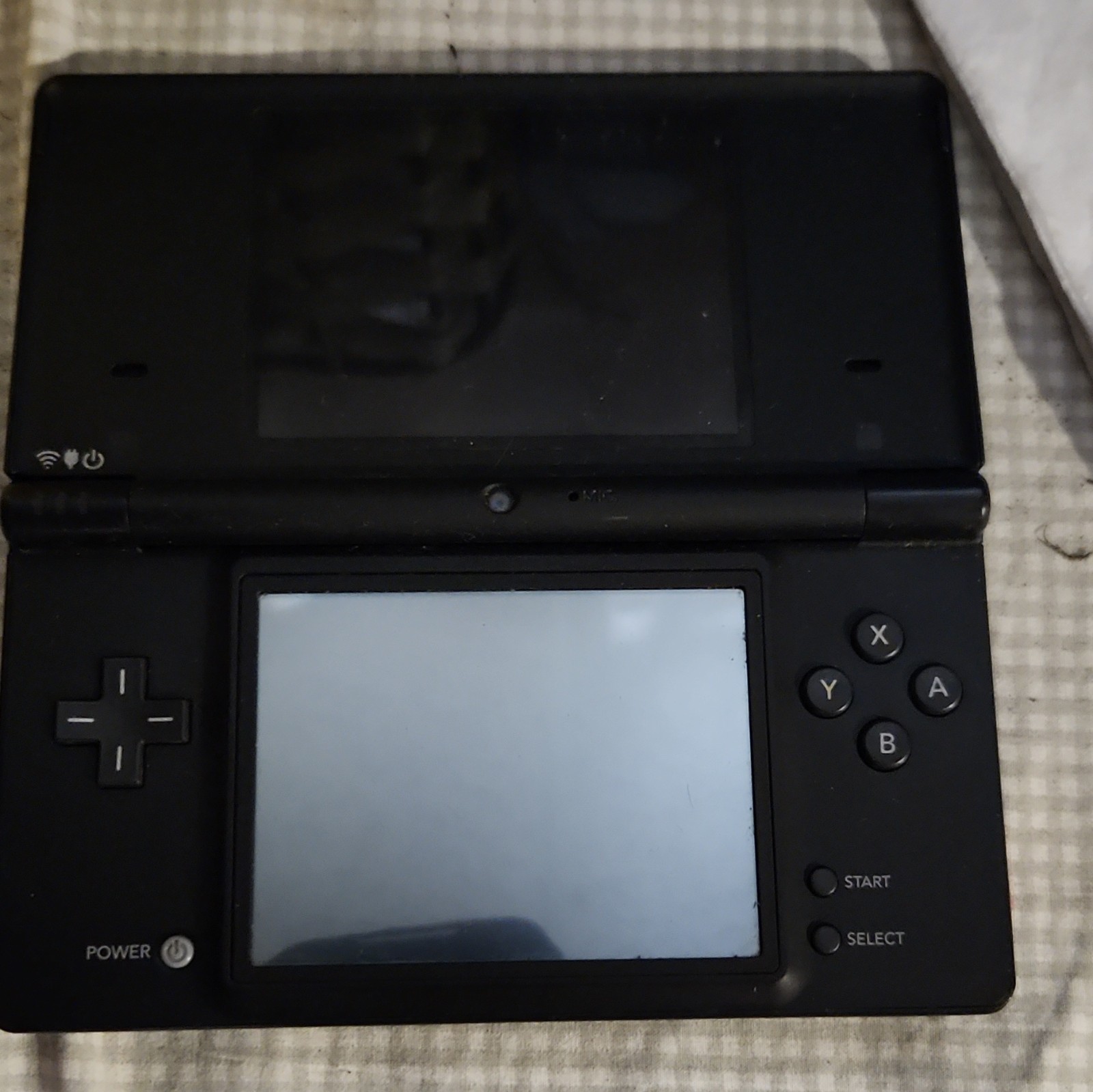 Nintendo DSi Black Handheld System, Wi-Fi, Headphone Jack, TWL-001