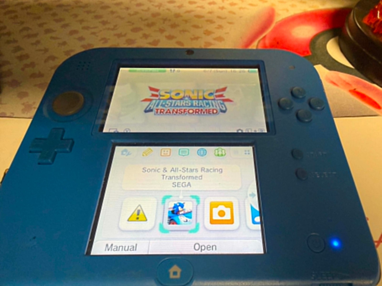 Nintendo 2DS Launch Edition Blue and Black Handheld System – Blue/Black Used