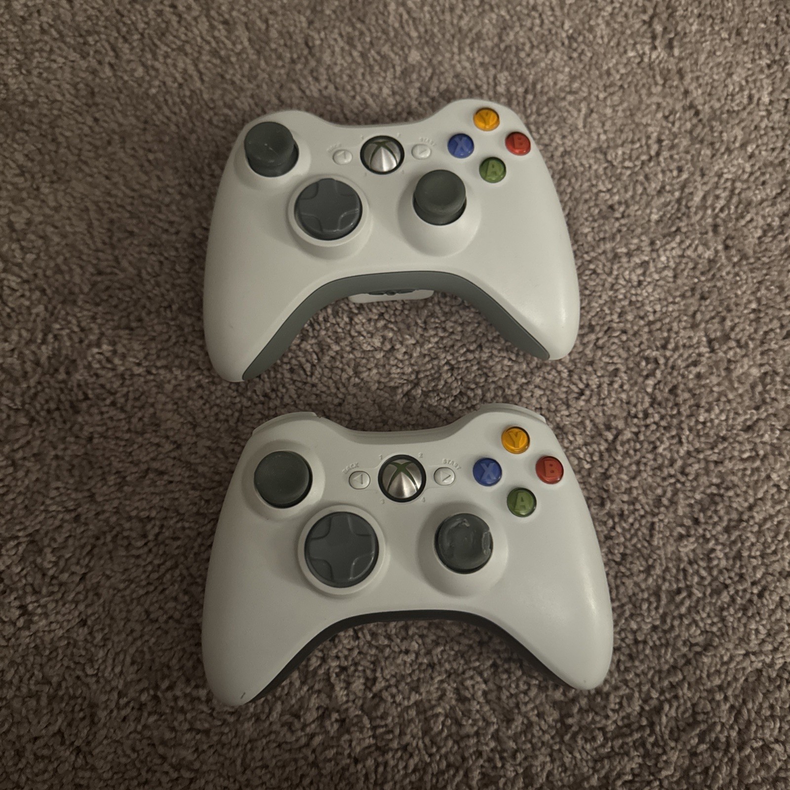 Xbox 360 S Bundle — 250GB, 2 Controllers, 3 Games — Read Condition