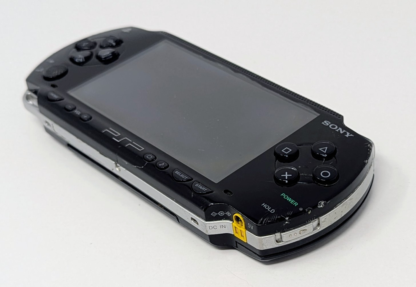 Sony PlayStation Portable PSP 1000 Bundle w/ Charger & Call Of Duty – Tested!