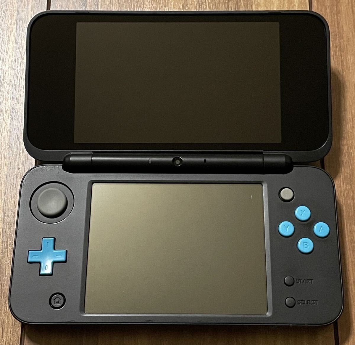 [Tested and Working] New Nintendo 2DS LL Black x Turquoise