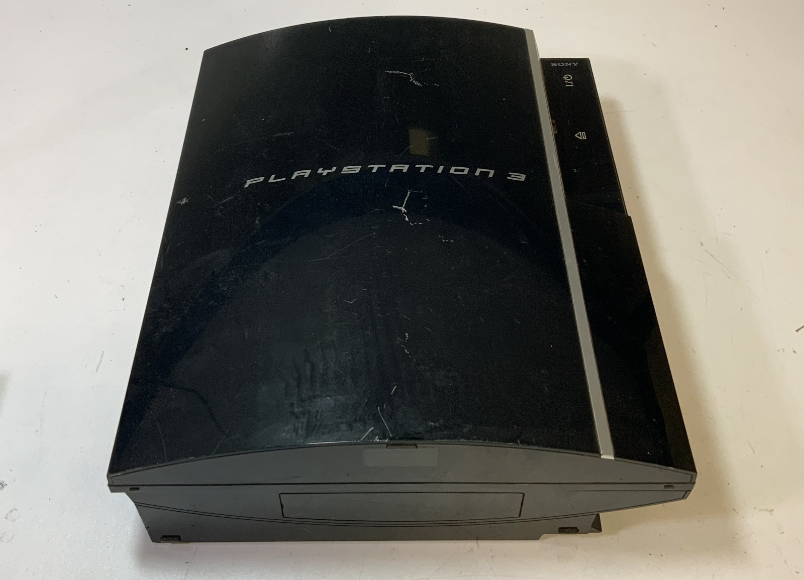 Sony CECHL01 PlayStation 3 120V 3A Video Game Console, L2B