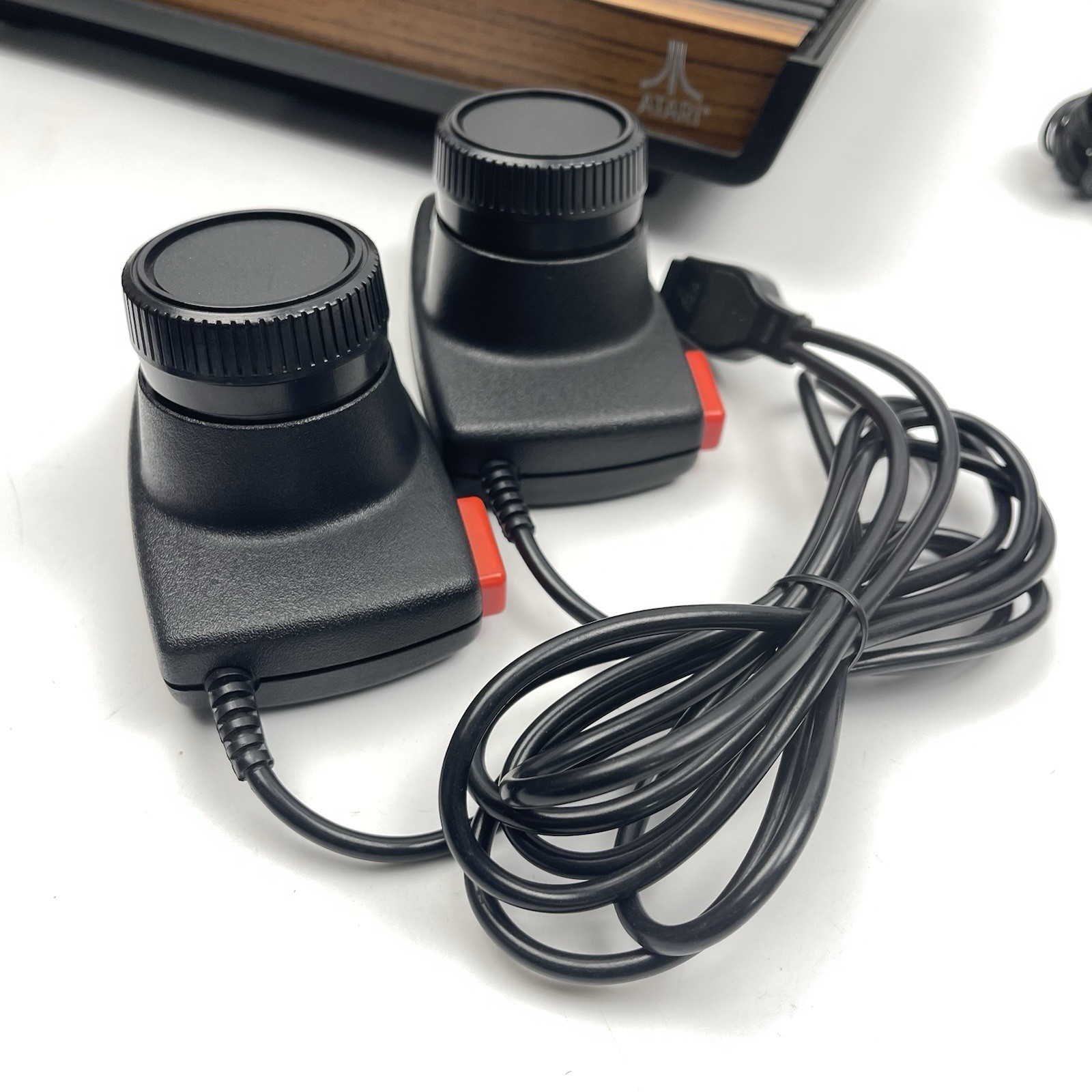 Atari CX-2600A Video Computer System Console Bundle with Controllers – Untested