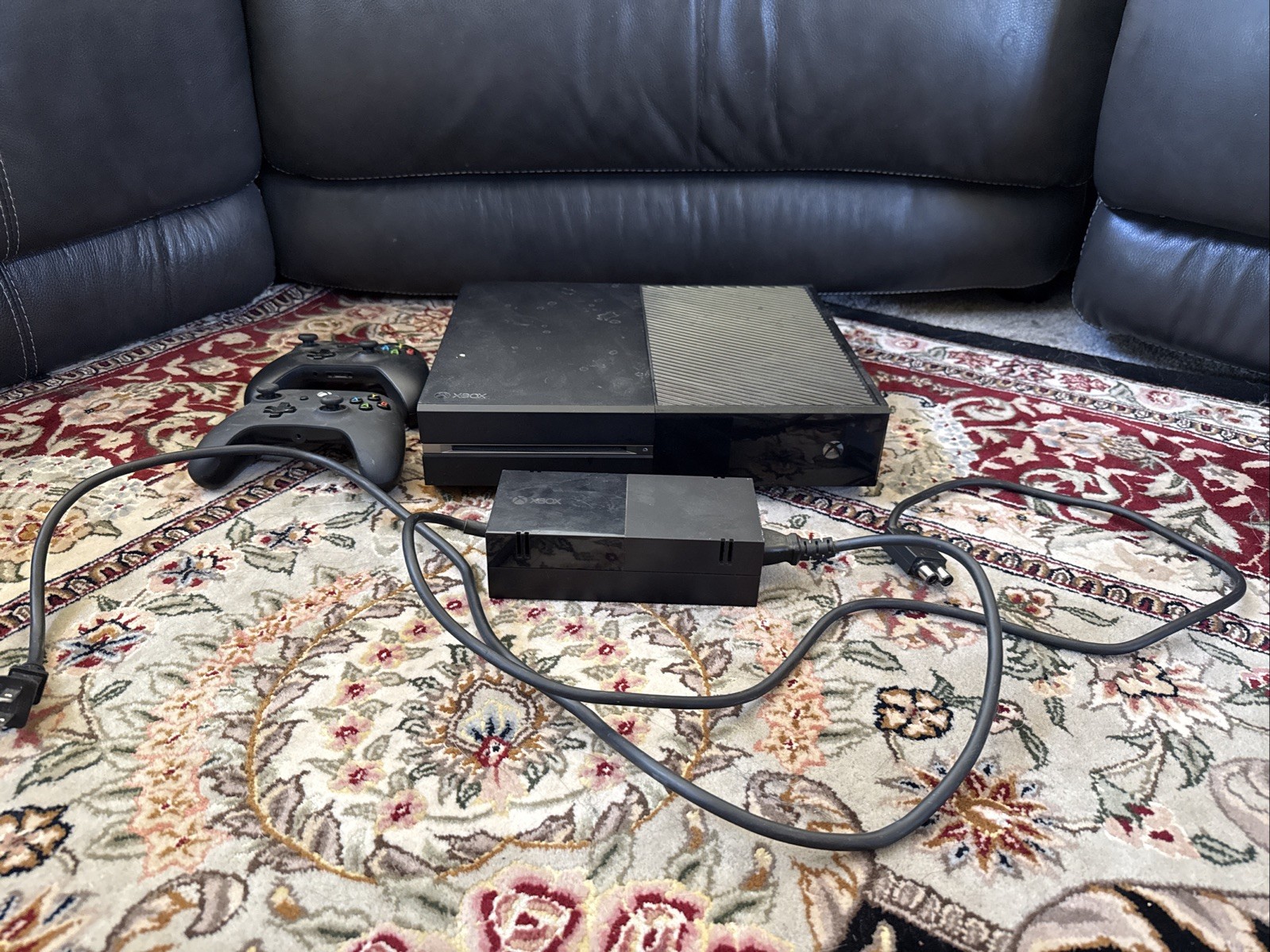 Microsoft Xbox One Elite Console with 1 TB SSHD