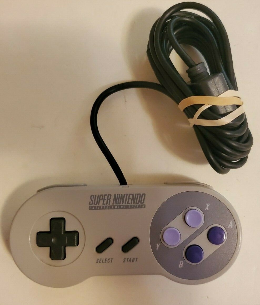Super Nintendo Entertainment System SNES Console Bundle 1 Controller 4 games