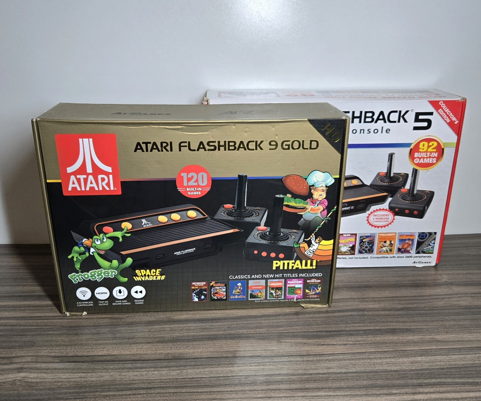 Atari Flashback 9 Gold Console with 120 Built-in Games + Flashback 5 (Read)
