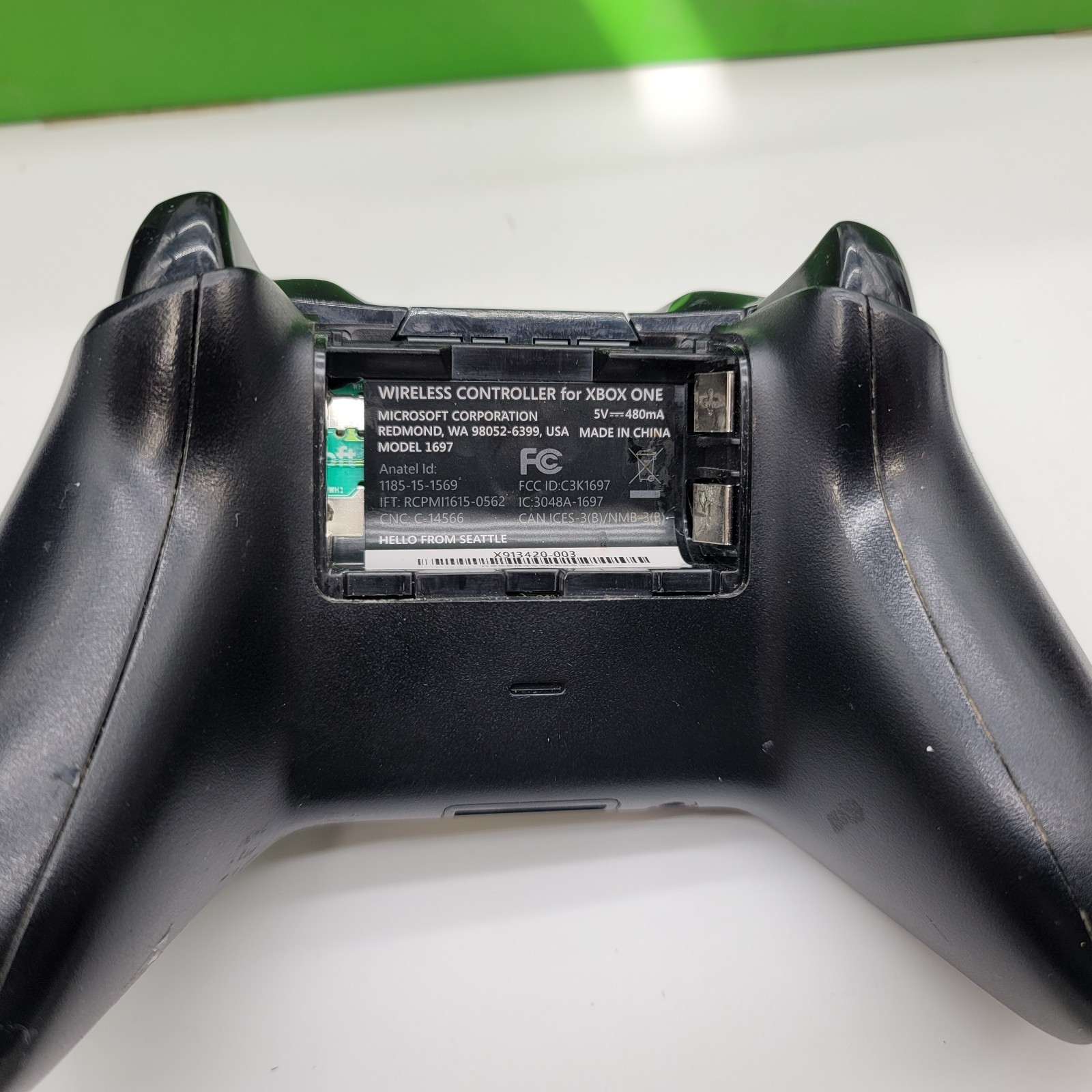 Xbox One Console w/ Kinect Controller Power Tested Works No HDMI Cable