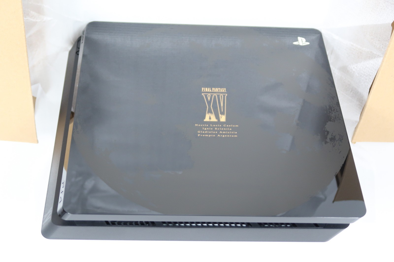 NEW SONY PlayStation4 PS4 console Final Fantasy XV 15 Luna Limited Edition BOX