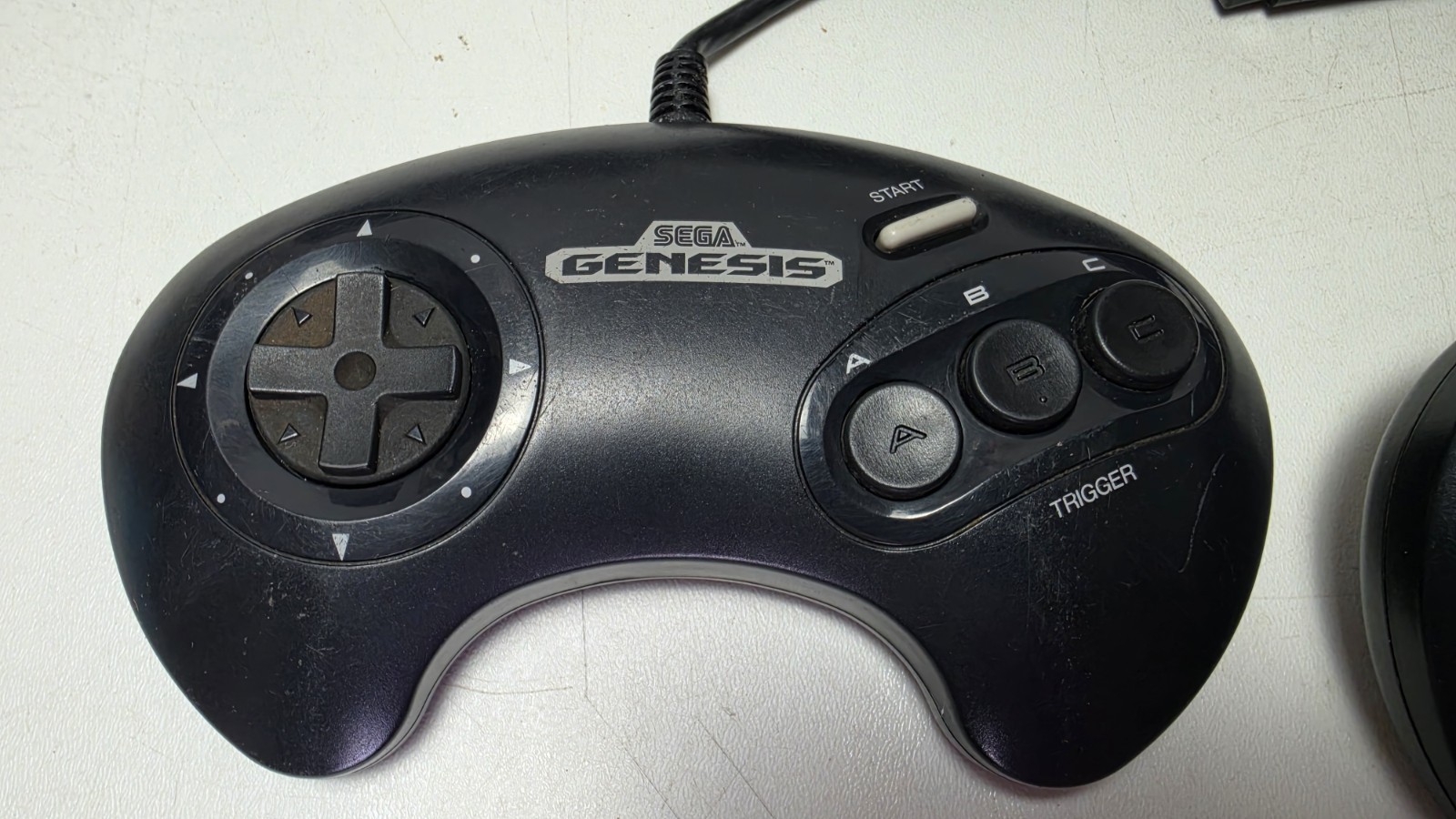 SEGA 32x w/ Genesis Model 2 Combo, 2 Controllers, All Wires Tested Works