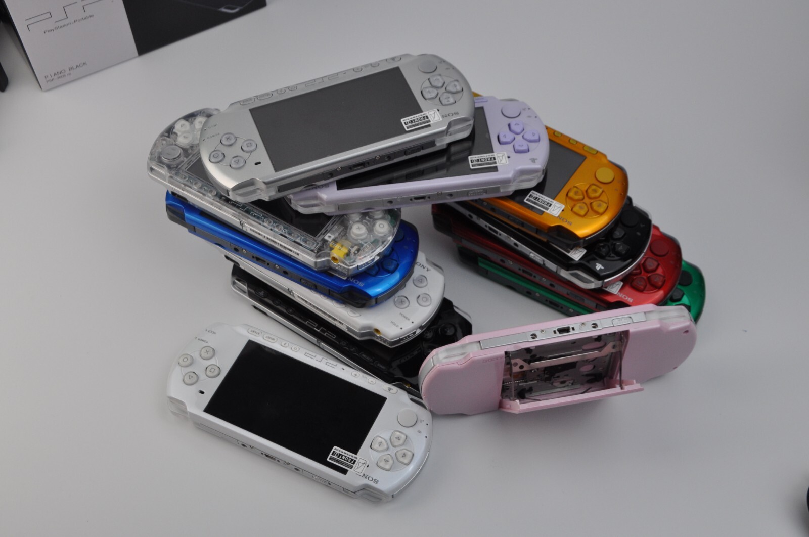 Sony PSP 1000/2000/3000 Console（Choose Color）32GB &Charger-New Battery Free ship