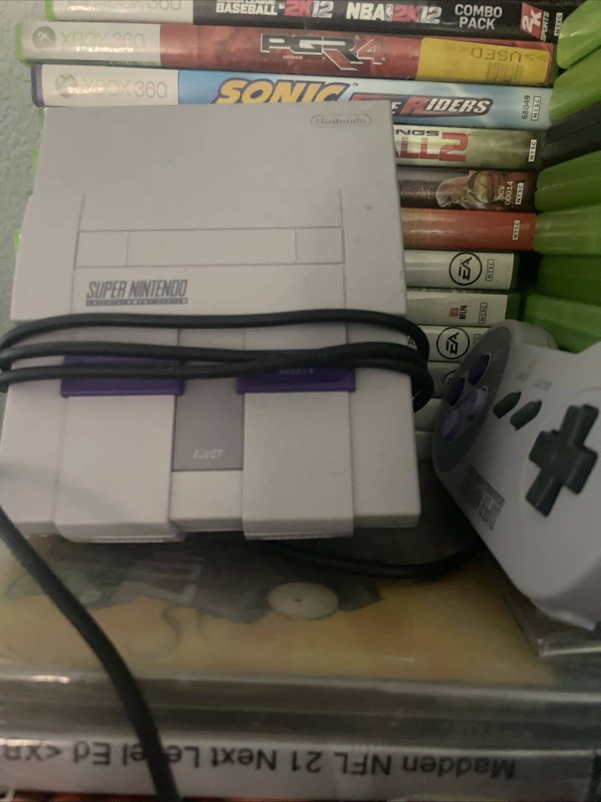 SNES 2400166 Super Nintendo Home Classic Console – Gray One Controller