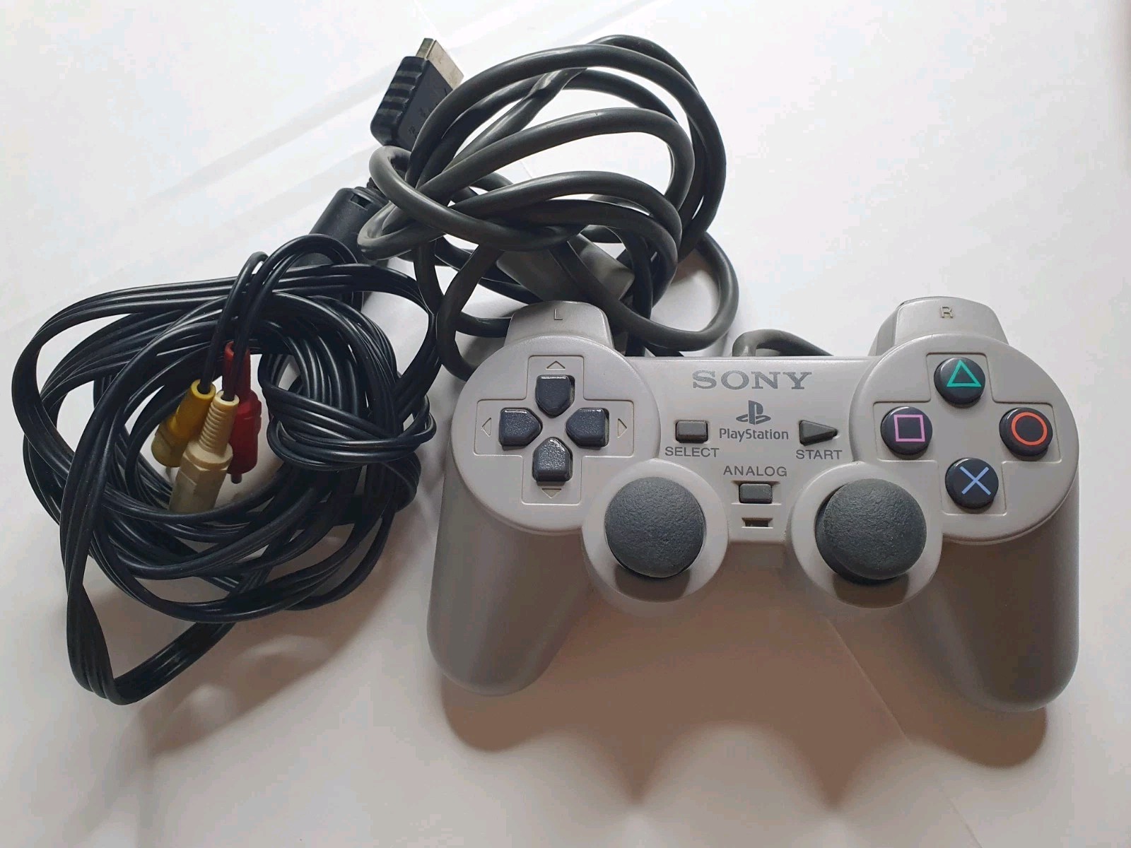 Playstation 2 Fat Console PS2 With 1 Controller Power Cord AV cables Tested