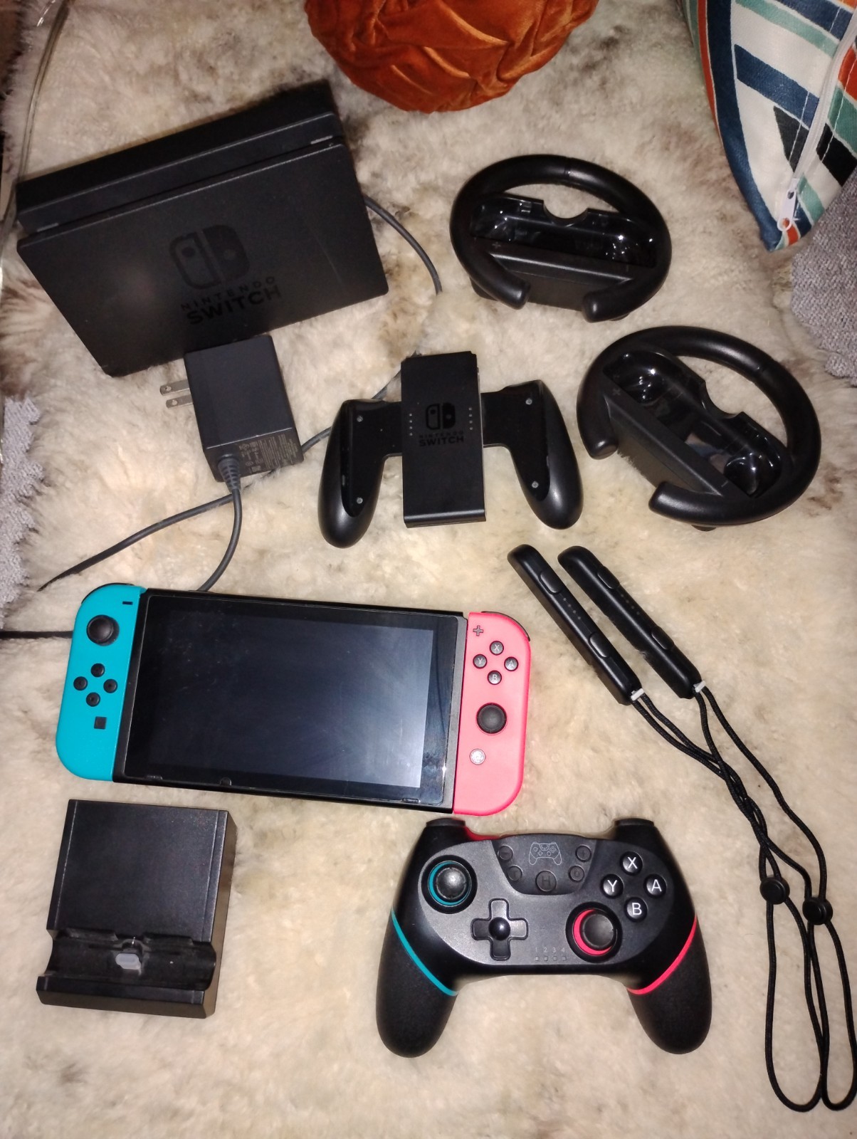 Nintendo Switch V1 Console Bundle COMPLETE SET w Games, extra Accessories