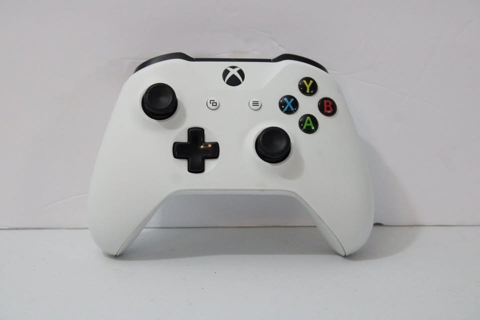 Xbox One S 1Tb Console (Tested & Working)