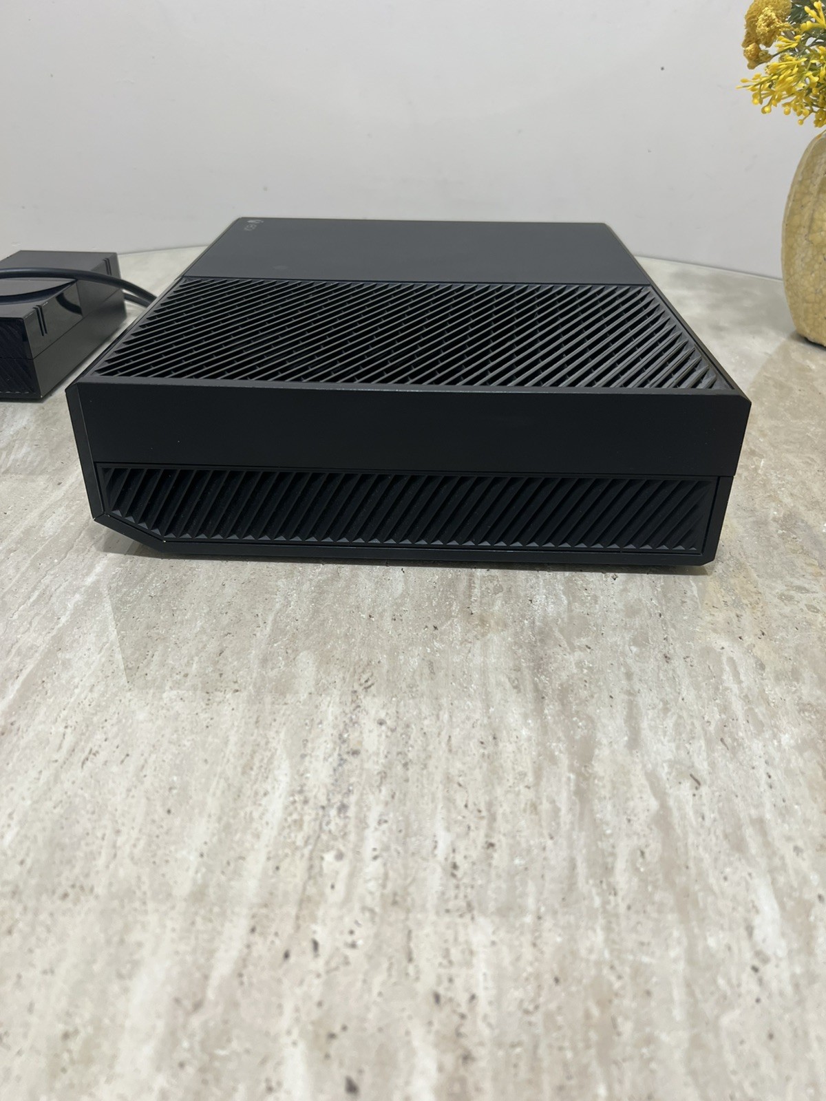 Microsoft Xbox One 1TB Black Console With Rechargeable Battery Pack