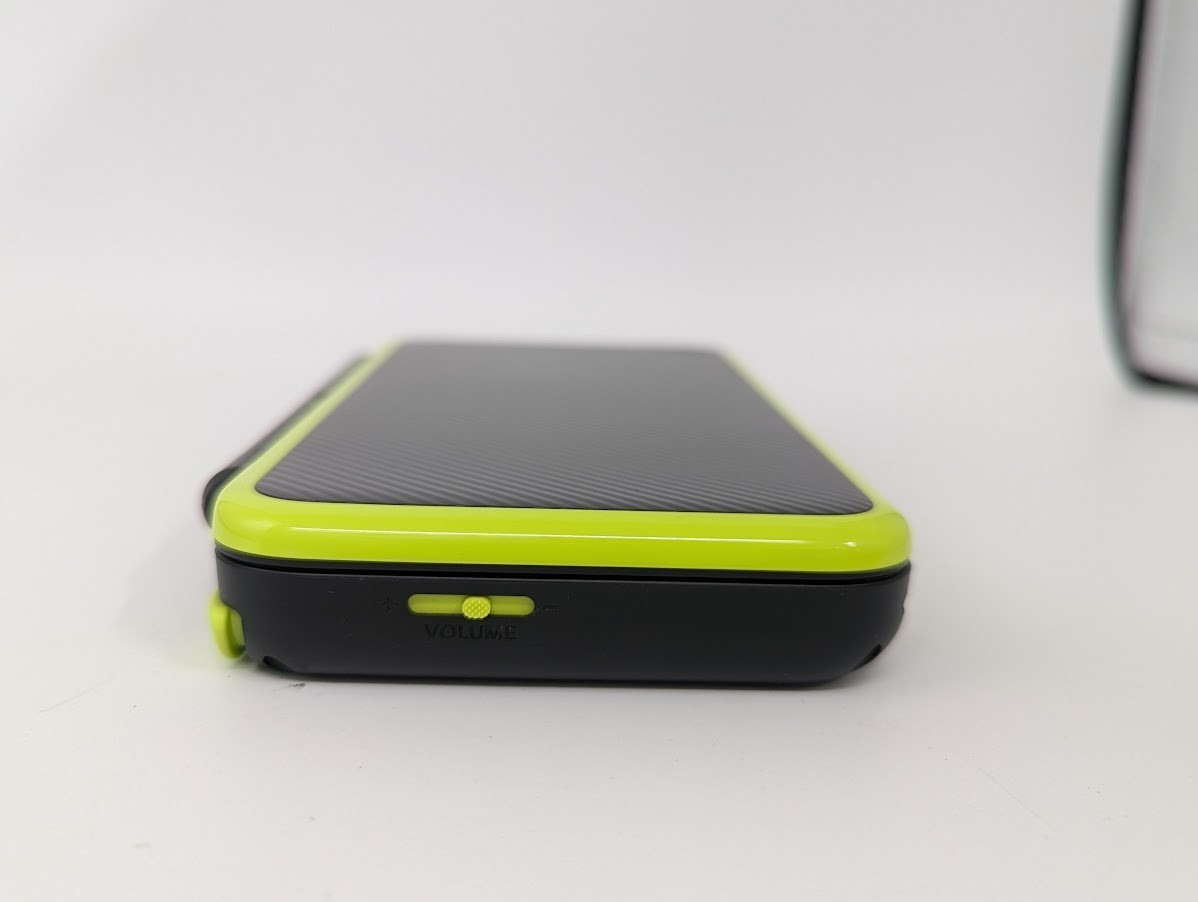 B6938 Nintendo new 2DS console LL XL Lime Green x Black Japan w/pen memory fx