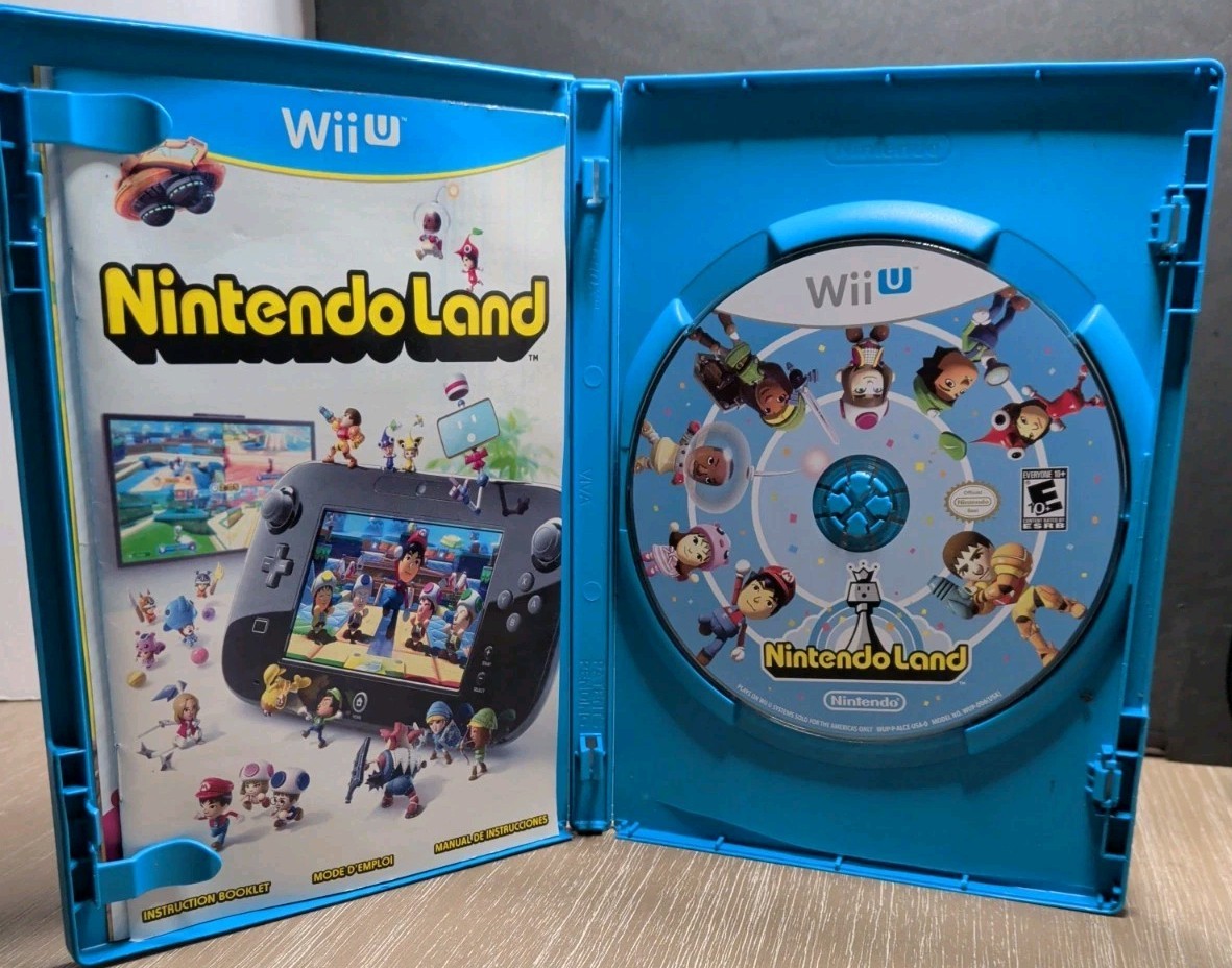 Nintendo 32G Wii U Deluxe Black Console Gaming System Bundle • Tested/Working
