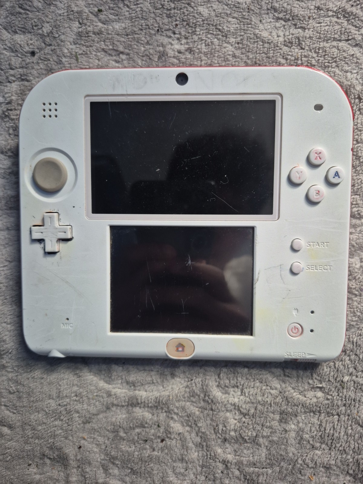 Nintendo 2DS Launch Edition 4GB White & Red Handheld System