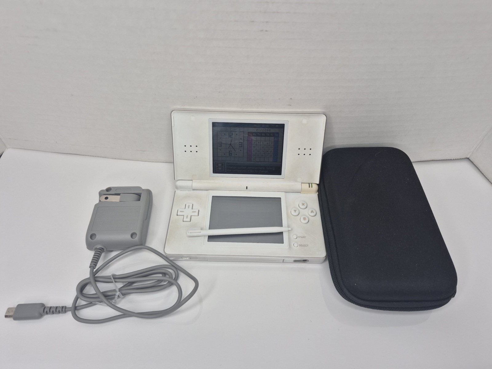 Nintendo DS Lite Handheld Gaming System White (USG-001) Charger Stylus Case