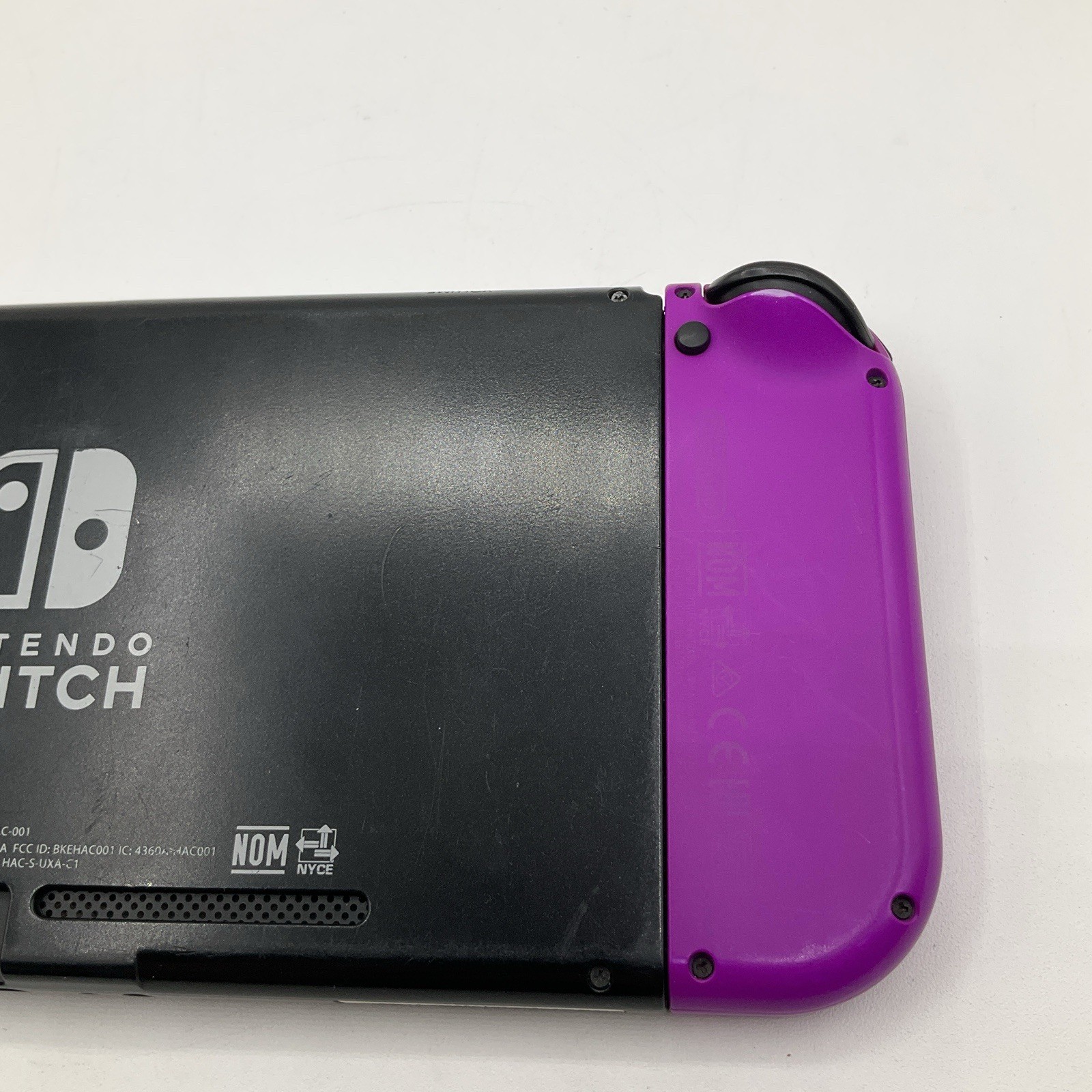 Nintendo Switch HAC-001 Console With SD Card, Case And NBA 2K21 Game