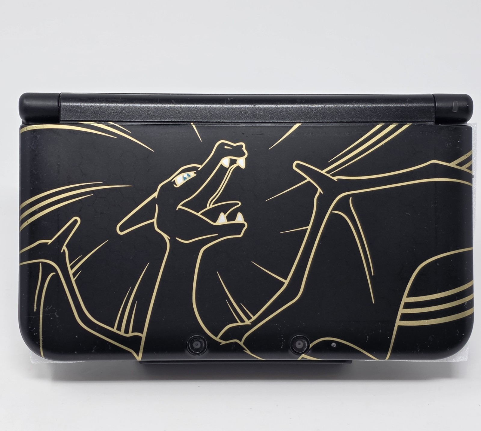 Nintendo 3DS LL XL Pokémon Charizard Black & Gold Limited Edition Pokemon Center