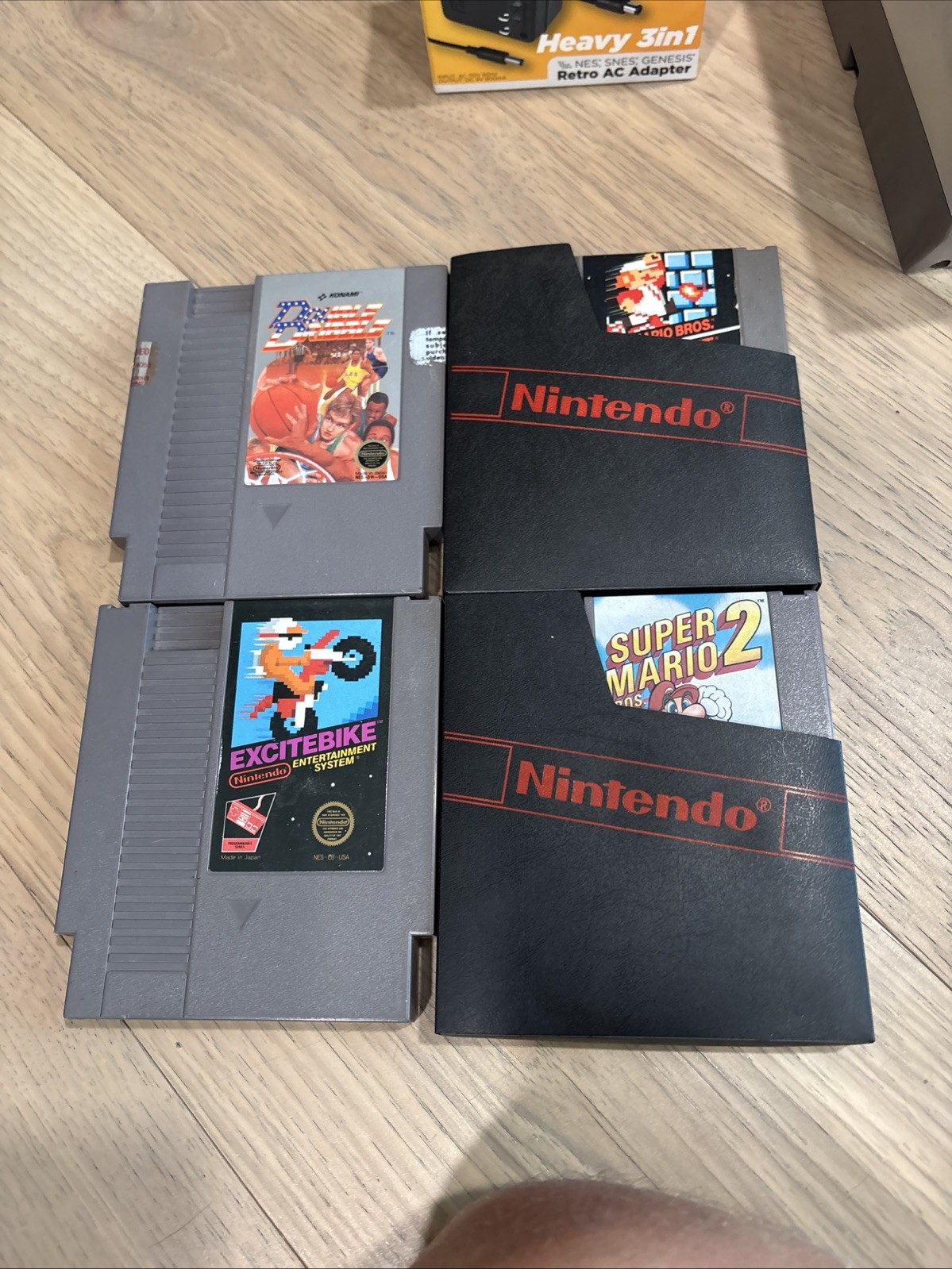 Original Nintendo NES Console W/ 2 Controllers, Zapper, 4 Games, Cords, Tested