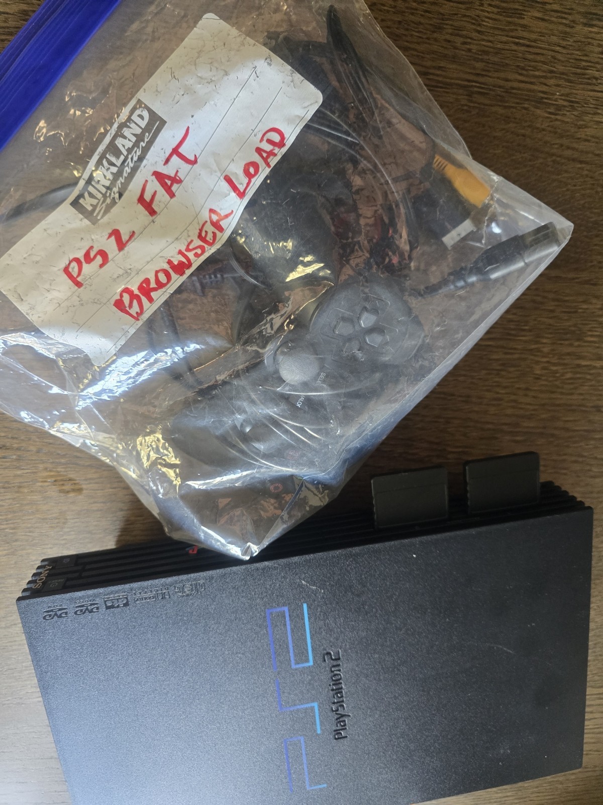 Sony PlayStation 2 Fat Console W/Controller And 2 Memory Cards READ!!!