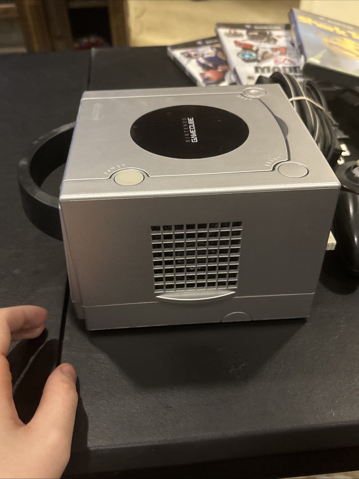 Nintendo GameCube Platinum Bundle – Silver With 3 Controllers & 3 Games