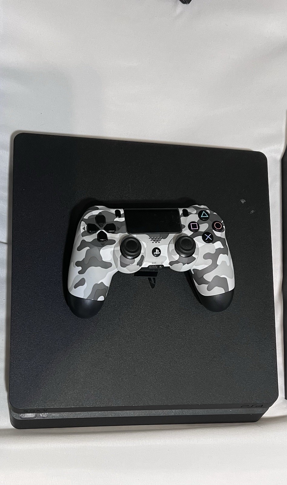 PS4 Pro + PS4 Slim Bundle W/ 2 Controllers & 20 Games Tested & Working