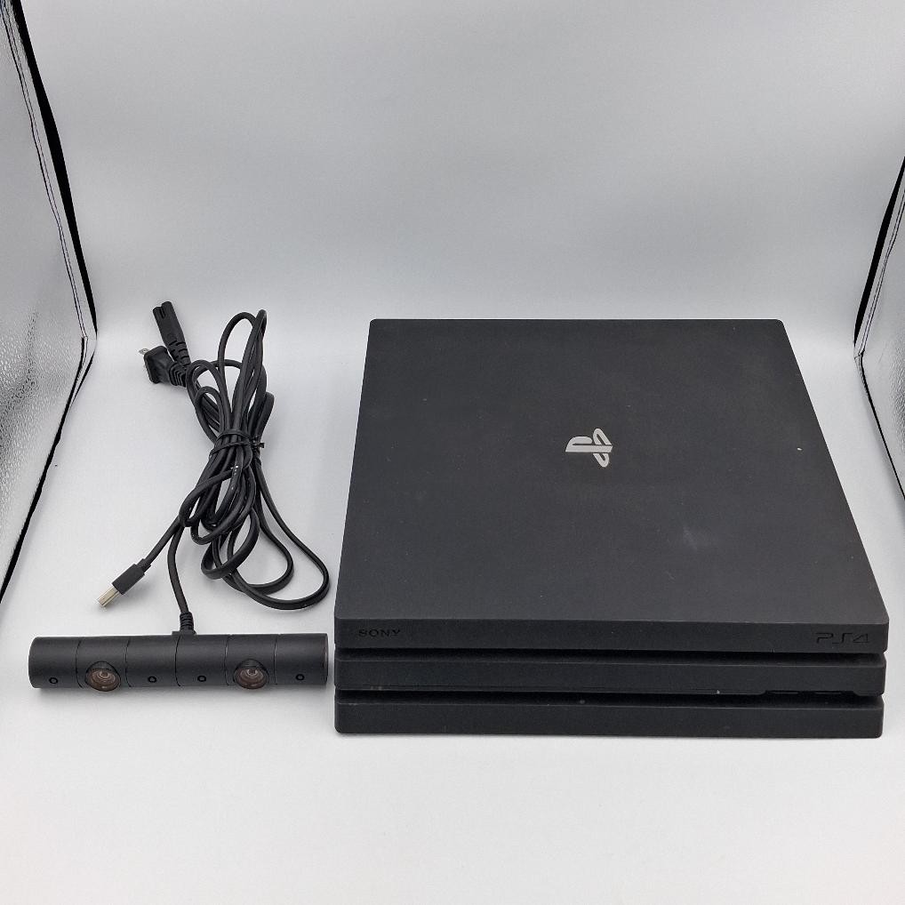 Sony CUH-7215B 1TB Playstaion 4 PS4 Pro Console W/ CUH-ZEY2 Camera NO CONTROLLER