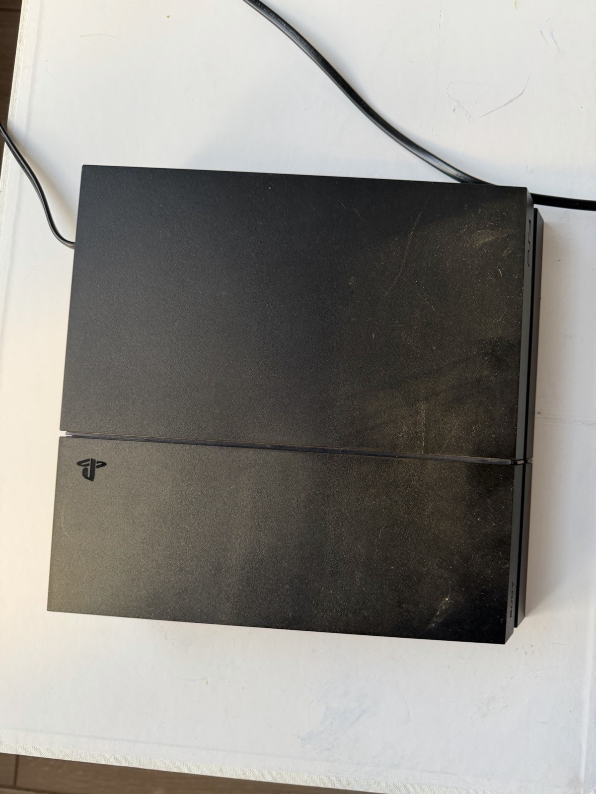 SONY PS4 Playstation 4 Console CUH-1215A – 500GB with 2Controller & 4 Games