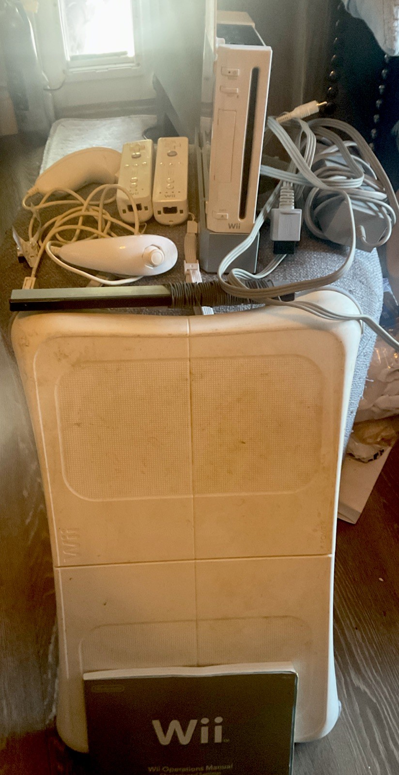 Nintendo Wii Console Bundle With Balance Board, 9 Games See Lost Below