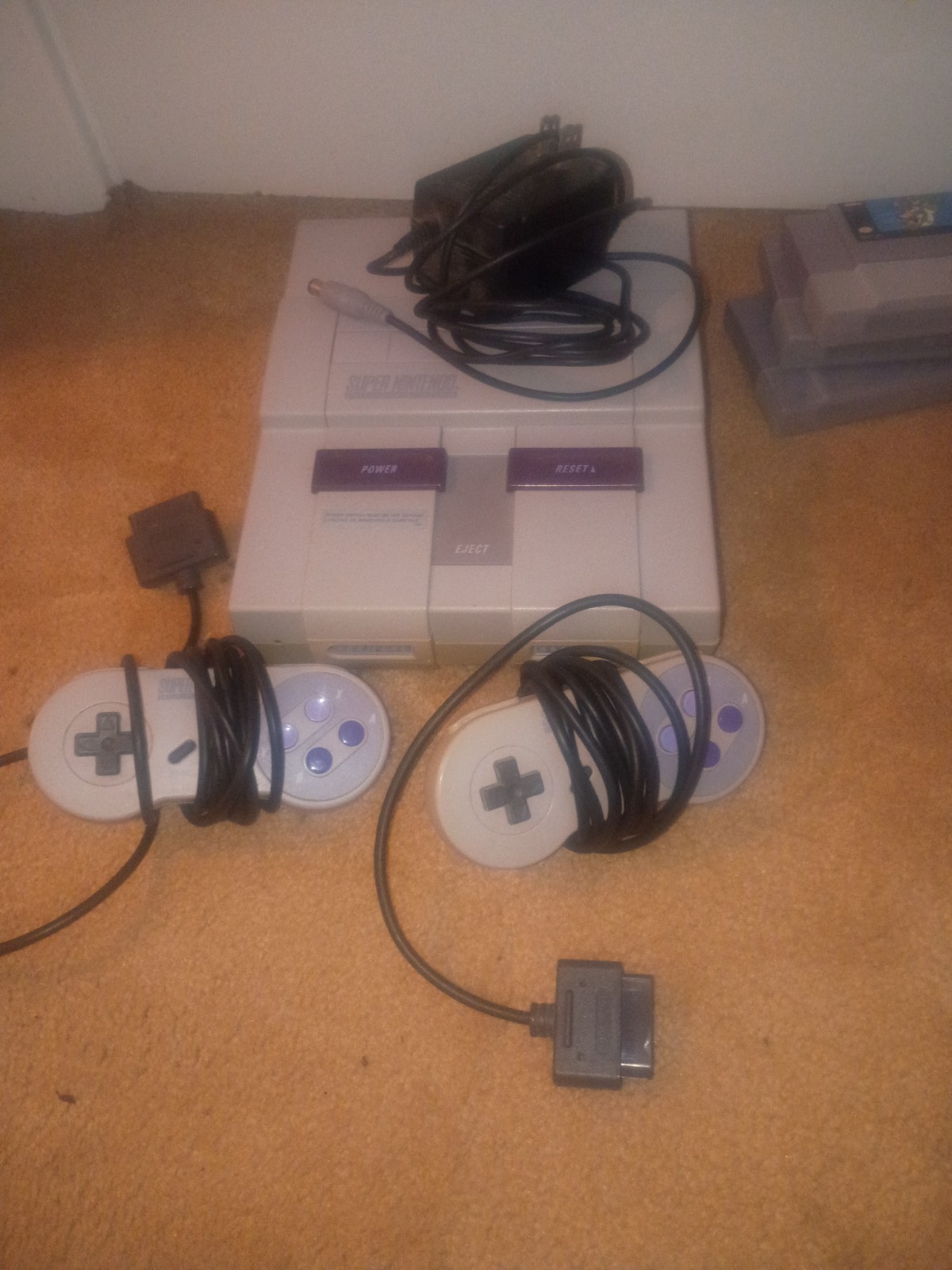 SNES Super Nintendo console SNS 001 with Controllers and OE Power Cord Mario