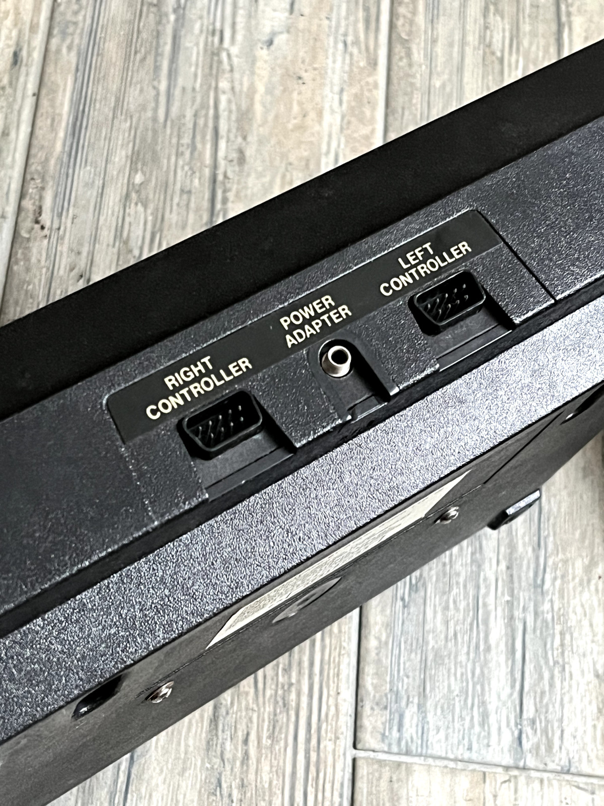 Atari 2600 light sixer w/ space invaders, pac-man, asteroids, boxing and more