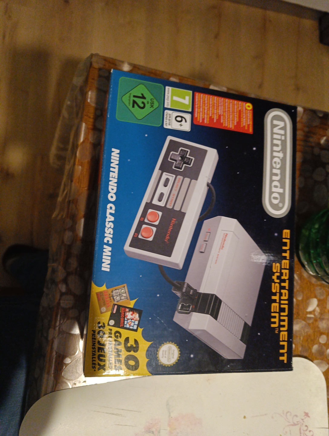 Nintendo NES Classic Edition HDMI Mini Home Console – White (FB8280BW)