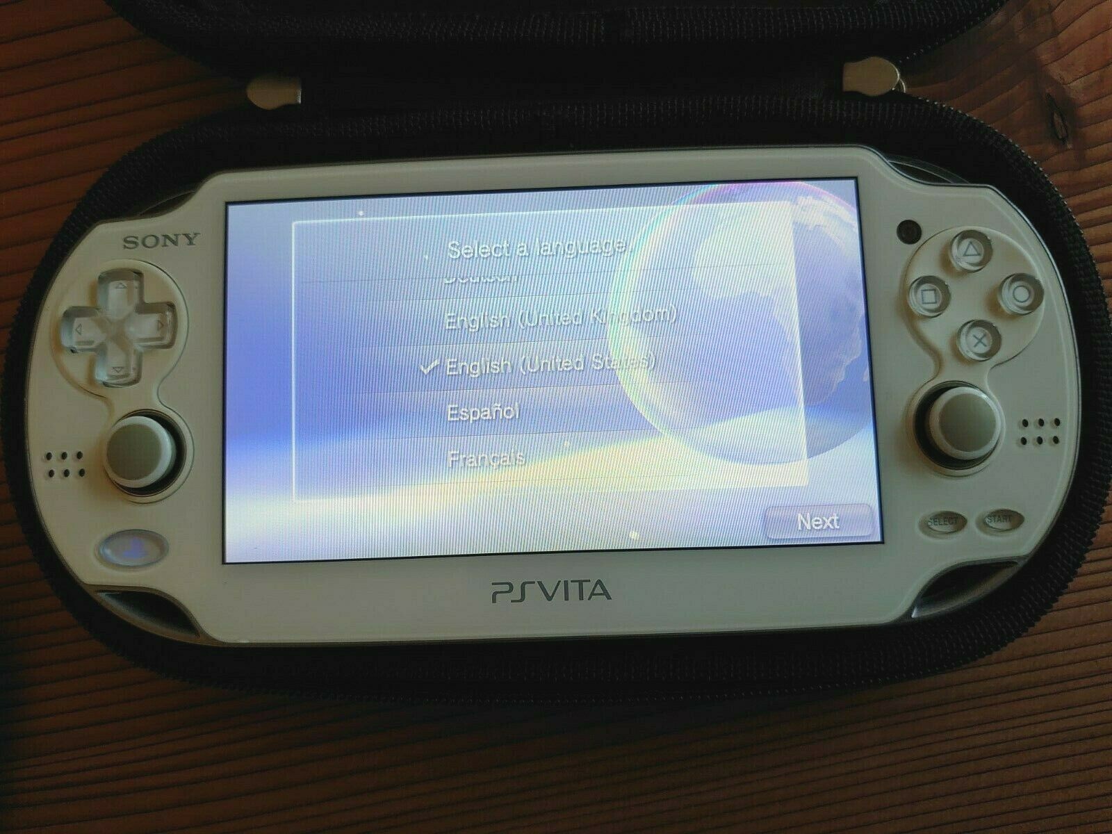 Vita 3G / Wi-Fi Model Crystal White OLED PCH-1100 AB02 Console + USB ,Pouch