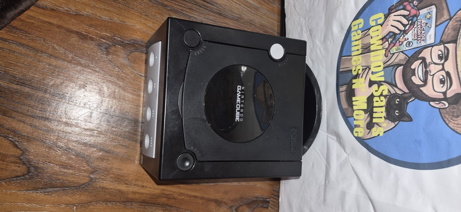 Nintendo GameCube Console Black with Cables, Memory Card, Hitman 2 Game