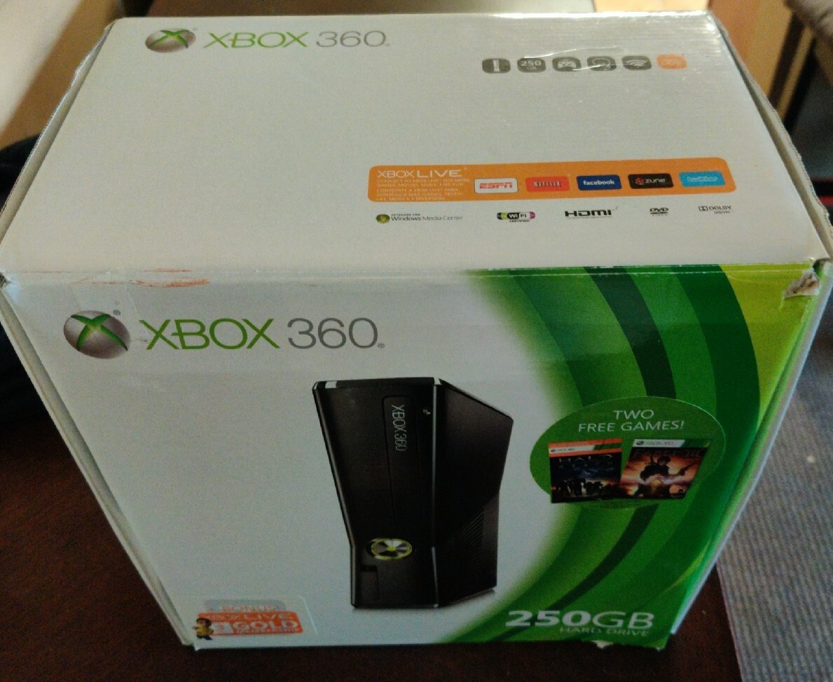 Microsoft Xbox 360 Kinect Bundle 250GB Matte Black Extra Controller Extra Games