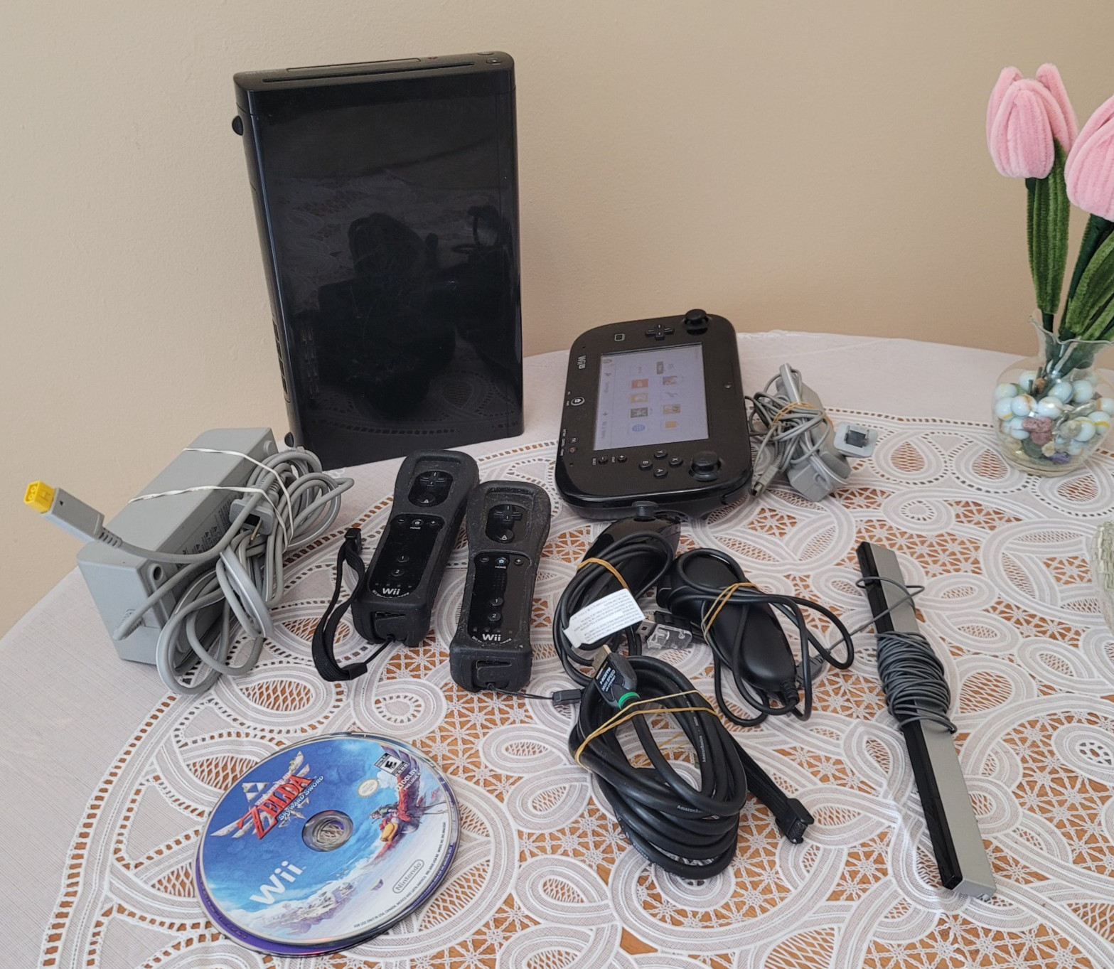 Nintendo Wii U WUP 101 02 Deluxe Set 32GB Black Console Bundle–Tested &Working
