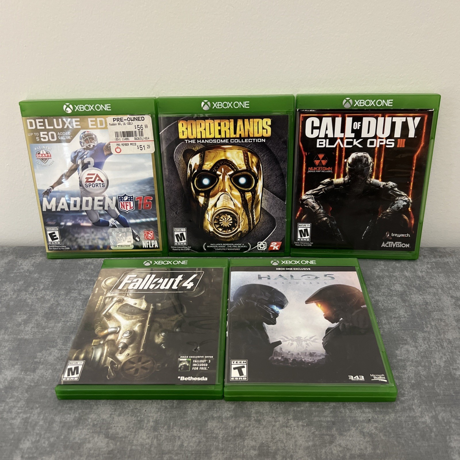 Microsoft Xbox One 500GB Console Black 1540 Controller, Power Cord And 5 Games